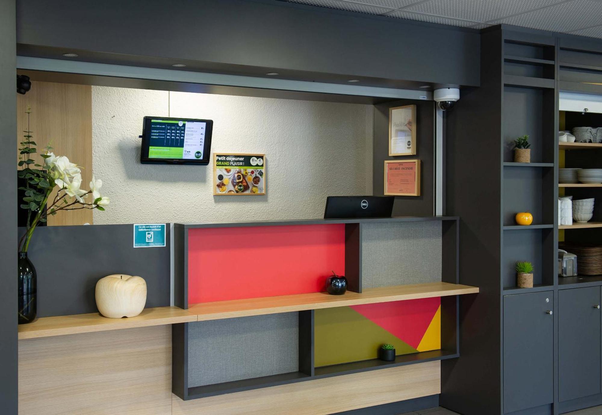 B&B Hotel Saint-Quentin Esterno foto