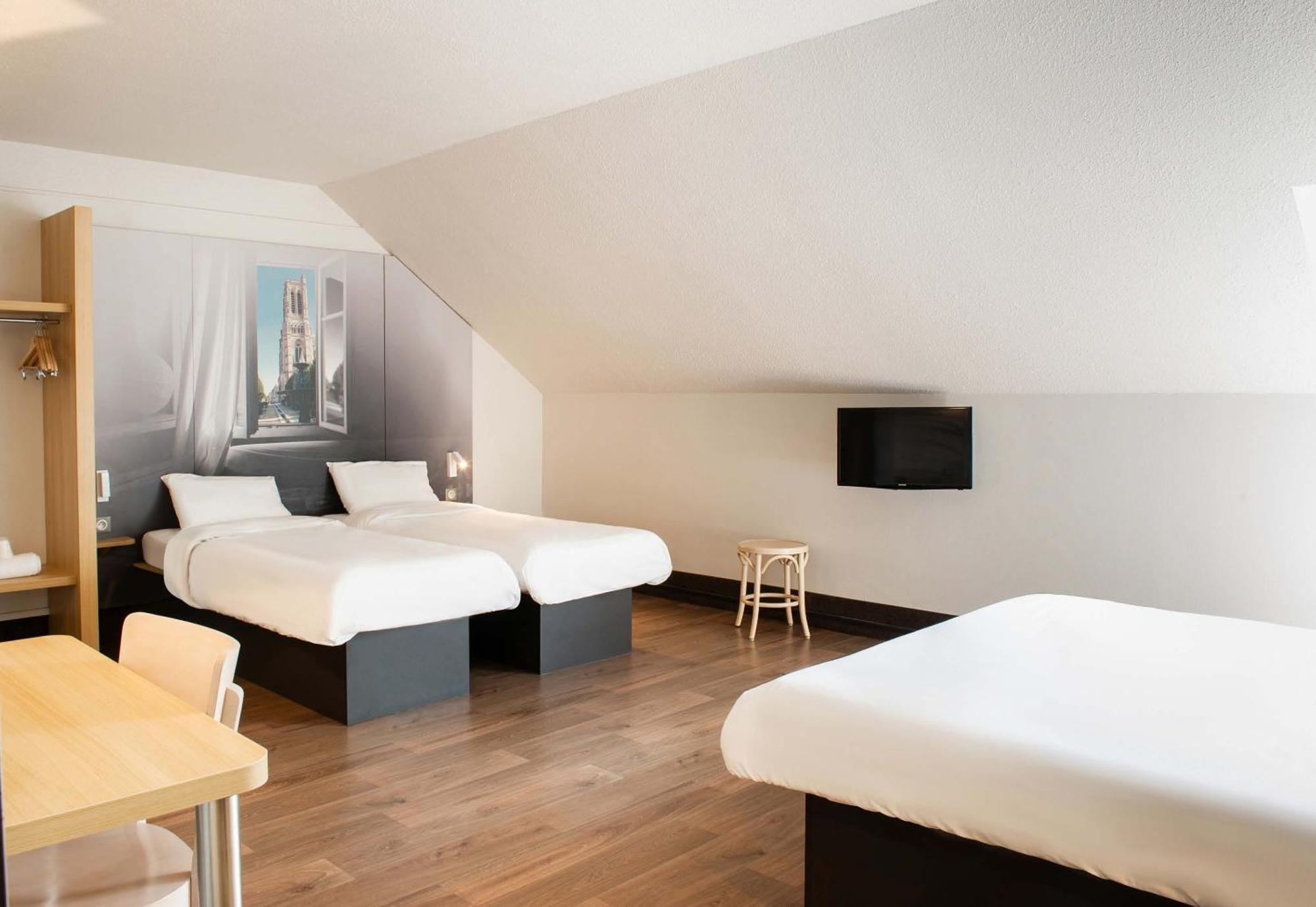 B&B Hotel Saint-Quentin Esterno foto